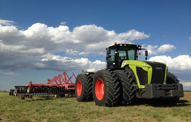 Claas ingresa al mercado argentino de tractores