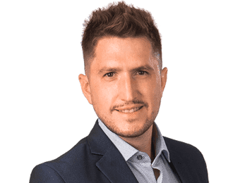 Receta clásica de arroz con pollo cremoso, un plato que nunca falla