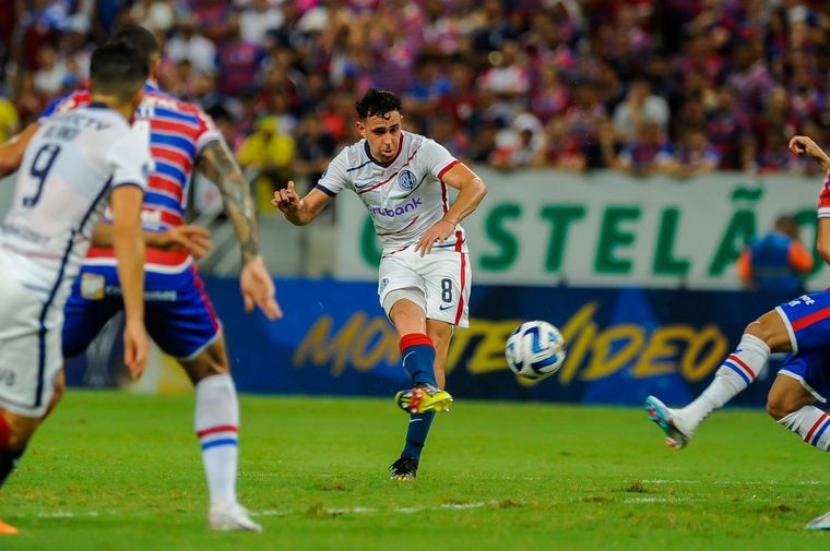 Maroni, autor de 2 goles en Brasil (Foto:@SanLorenzo) 