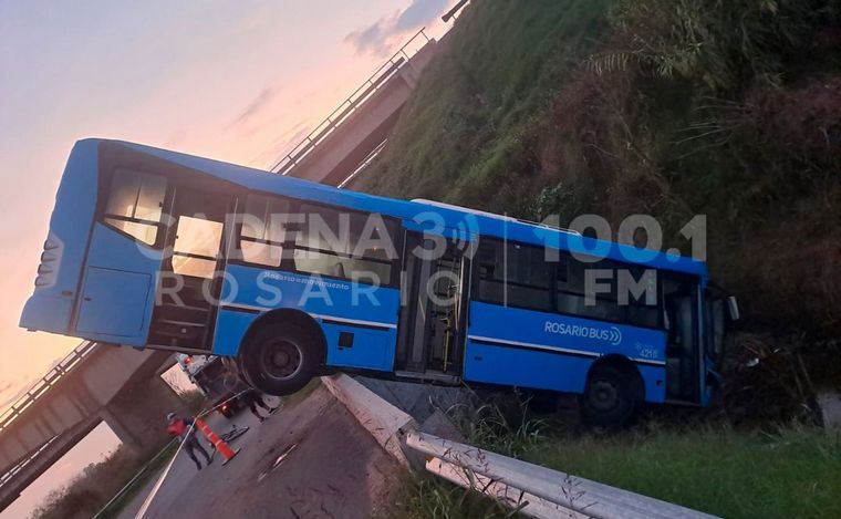 FOTO: Un curioso accidente tuvo lugar en Villa Gobernador Gálvez.
