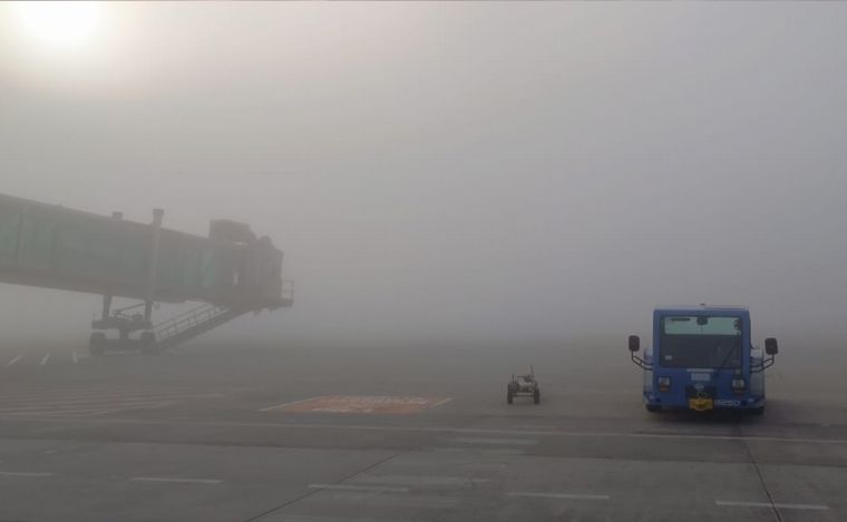 FOTO: Niebla en el aeropuerto de Córdoba (Foto gentileza Darío López)