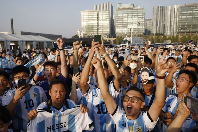 FOTO: Fans de la Selección argentina en China