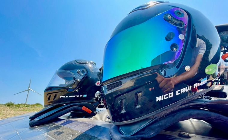 Los nuevos cascos de 'Nico' y 'Vale'
