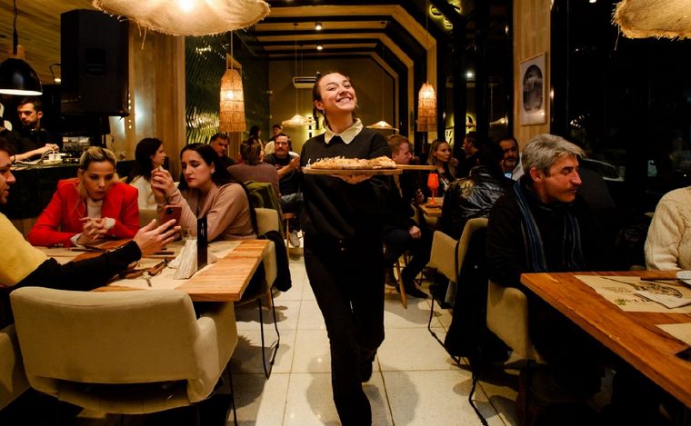 Pizzaría Popular, la cadena del rubro más importante en la región. (Pizzería Popular)