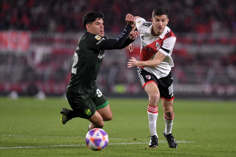River y Defensa se enfrentan en el Monumental.