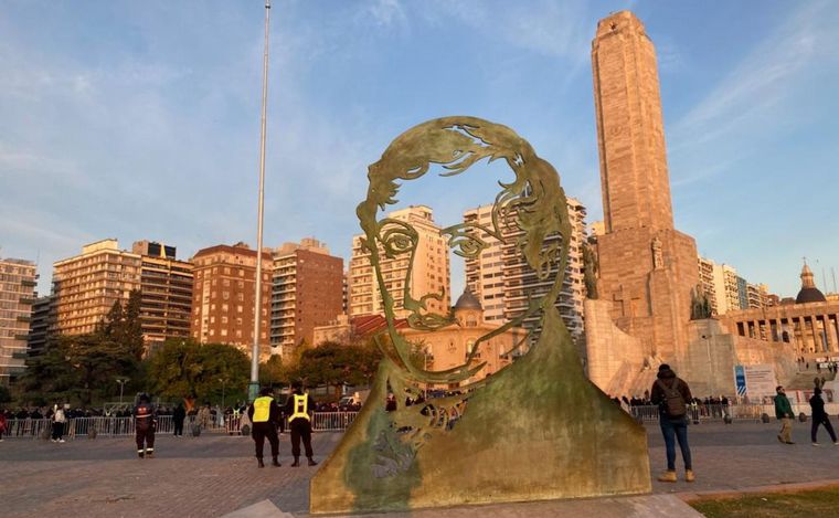 El Parque Nacional a la Bandera en Rosario se prepara para celebrar el 20 de junio. 