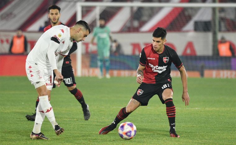 Newell's vs. Huracán. Fecha 21 de la Liga Profesional de Fútbol 2023.