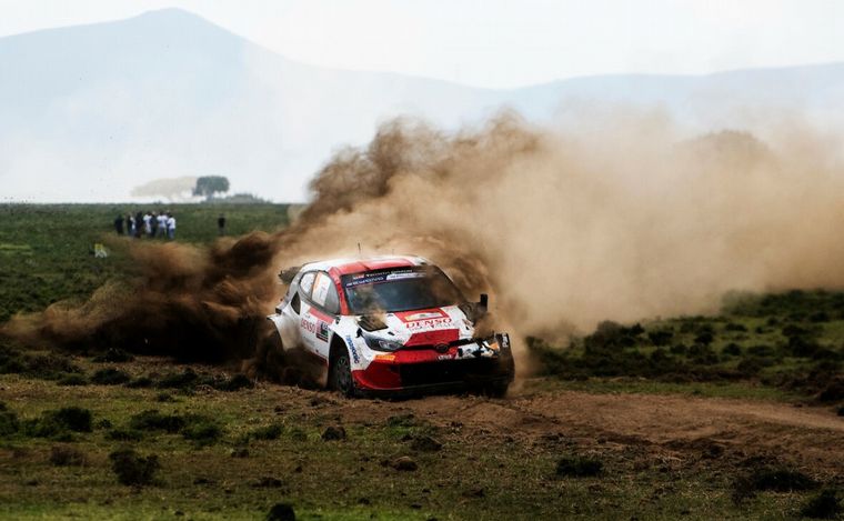 'Seb' Ogier y toda su experiencia para mantenerse al frente del durísimo Safari Rally