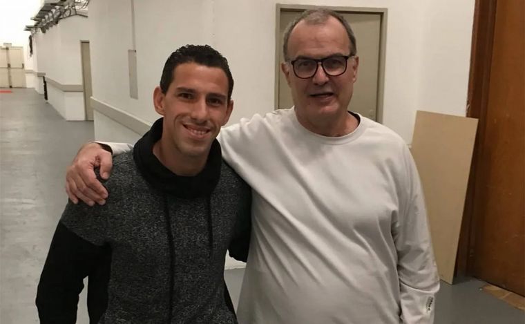 Video: el saludo con de Bielsa