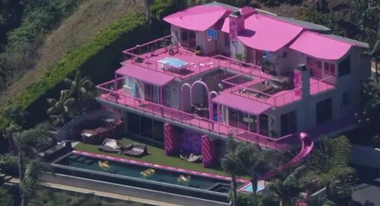 FOTO: La mansión de Barbie, un sueño hecho realidad.¿Le gustaría alojarse allí?