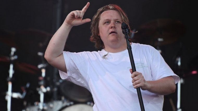 Lewis Capaldi en Gastonbury (Foto: BBC)
