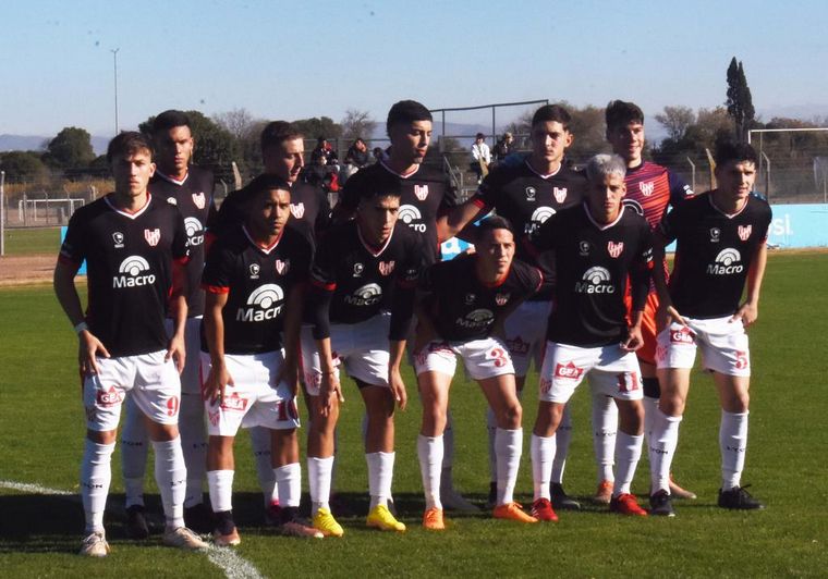 Postales del triunfo de Belgrano en reserva