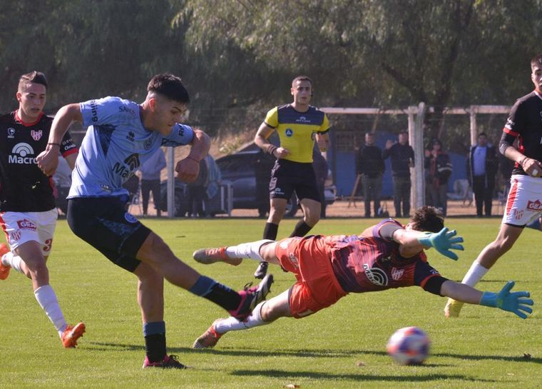 Postales del triunfo de Belgrano en reserva