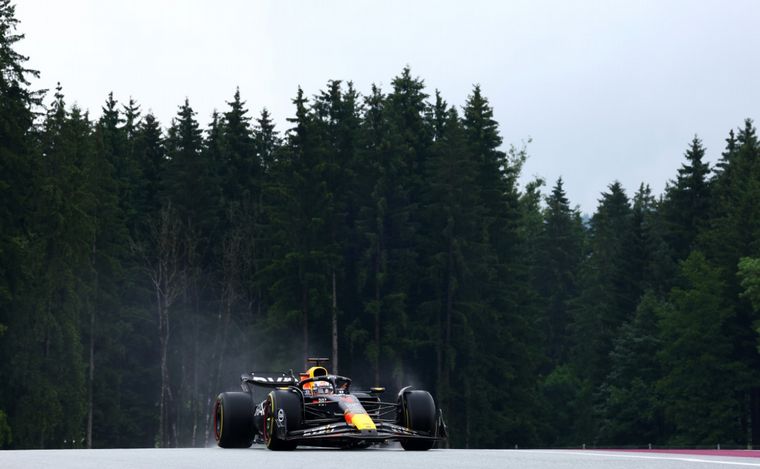 FOTO: Verstappen hizo la mejor vuelta del 'Shootout' por 0.497s y larga el Sprint en P1