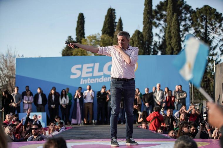 Máximo Kirchner participó de un acto en el partido bonaerense de Hurlingham.