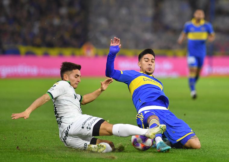Boca y Sarmiento se enfrentaron en La Bombonera.