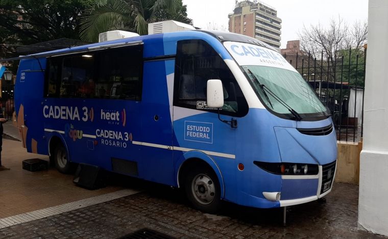 Cadena 3 transmite desde la Casa Histórica de Tucumán.