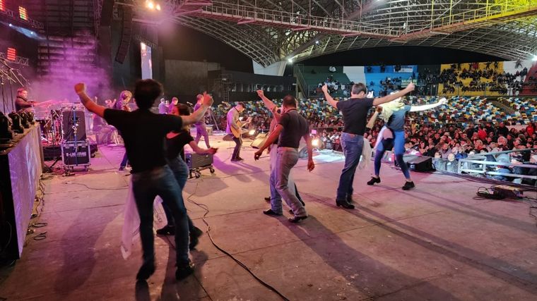 Villa María celebró el Día de la Independencia con el Folk Fest.