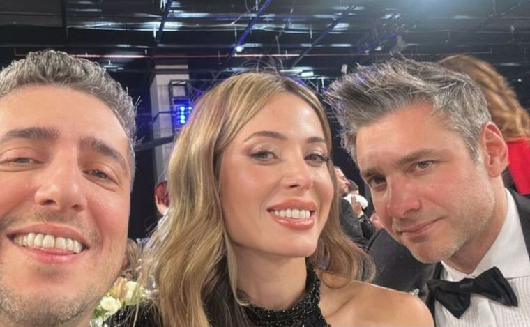 La única sonrisa que logró Jey Mammón. Después los demás miraron para otro lado.