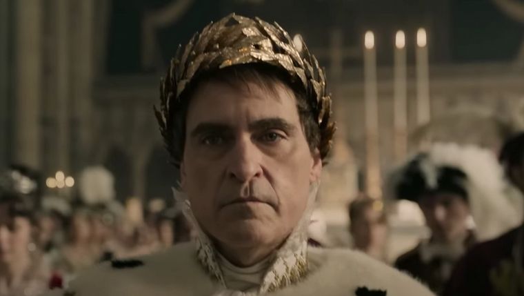 Joaquin Phoenix se pone en la piel de Napoleón en la nueva película de Ridley Scott.