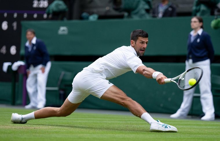 FOTO: Djokovic, otra vez en semifinales. (Foto: @Wimbledon)