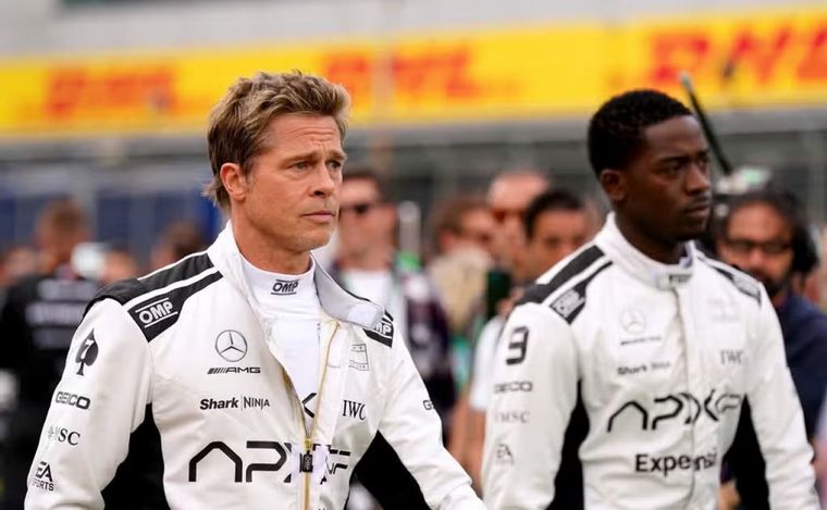 FOTO: Brad Pitt y Damson Idris encarnan a dos pilotos del 'APXGP' en la Fórmula 1