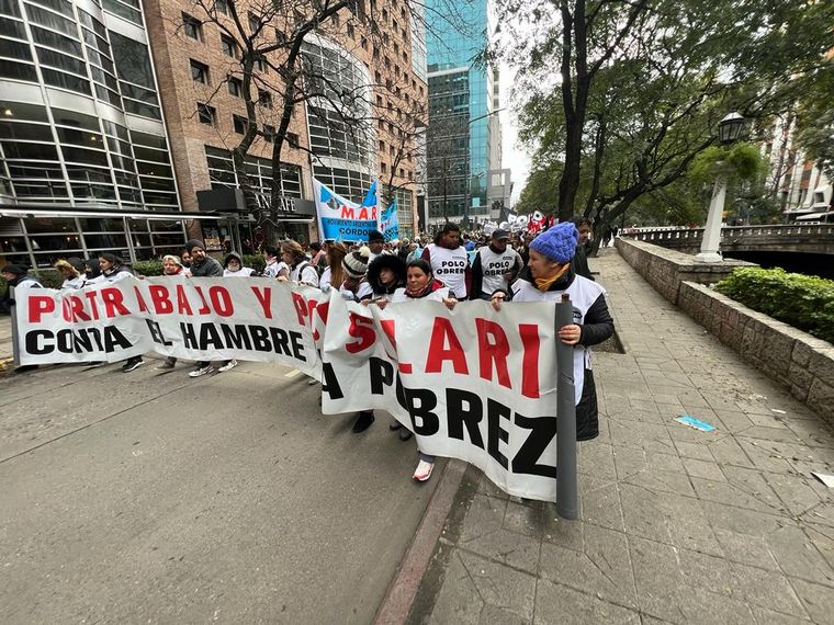 El Polo Obrero marcha en Córdoba.