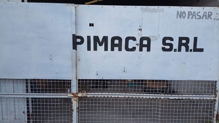 Ráfaga de disparos contra el frente de una fábrica en la zona sur de Rosario.