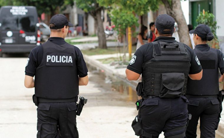 Cuatro policías fueron detenidos. La investigación está en curso.