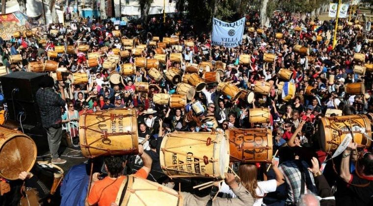 Llega la XXI Marcha de los Bombos 2023