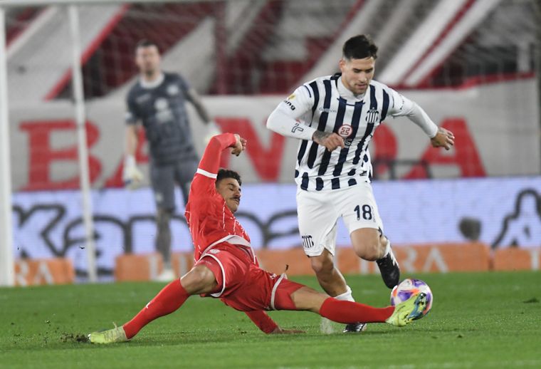 FOTO: Rodrigo Villagra, con la camiseta de la "T"