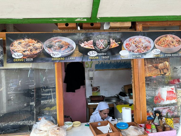 Curanto en Colonia Suiza