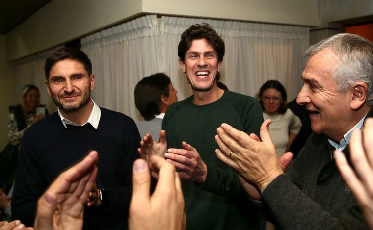 Maximiliano Pullaro junto a Martín Lousteau y Gerardo Morales.