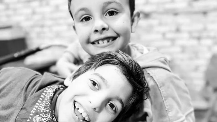 Felipe y Santi el dúo folclórico del momento