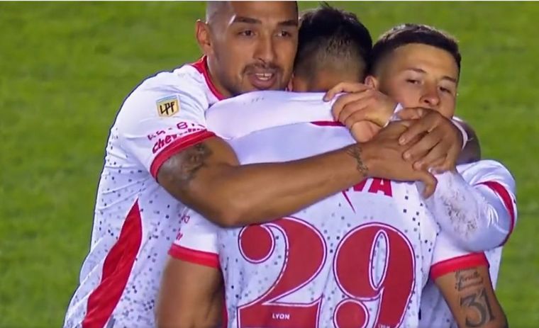 FOTO: Axel Rodríguez celebra el segundo gol de 