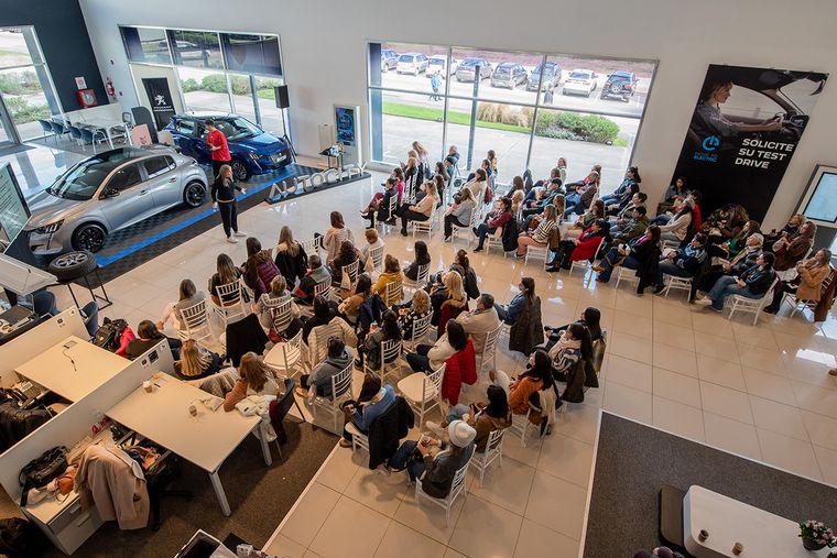 Autocity presentó el primer evento “Women by Peugeot” en Córdoba