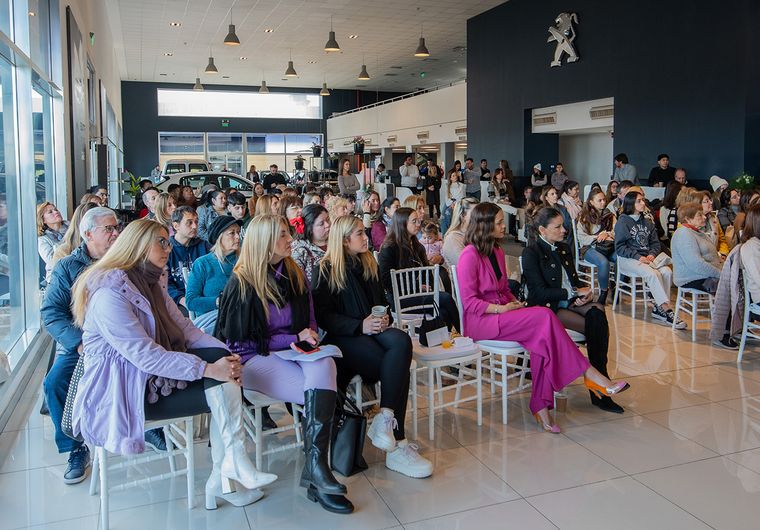 FOTO: Autocity presentó el primer evento “Women by Peugeot” en Córdoba