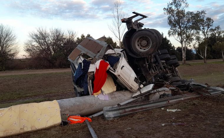 Vuelco fatal en la Autopista Córdoba Rosario.