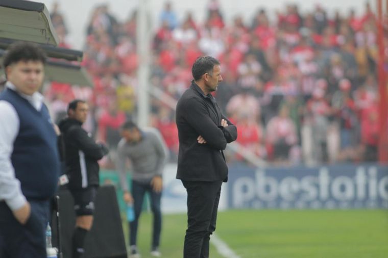 Diego Dabove, DT de Instituto: "Los primeros años en primera son fundamentales"