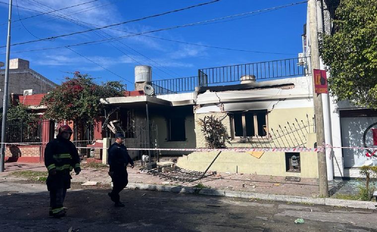 Explotó una casa en Córdoba. (Foto: Daniel Cáceres/Cadena 3)