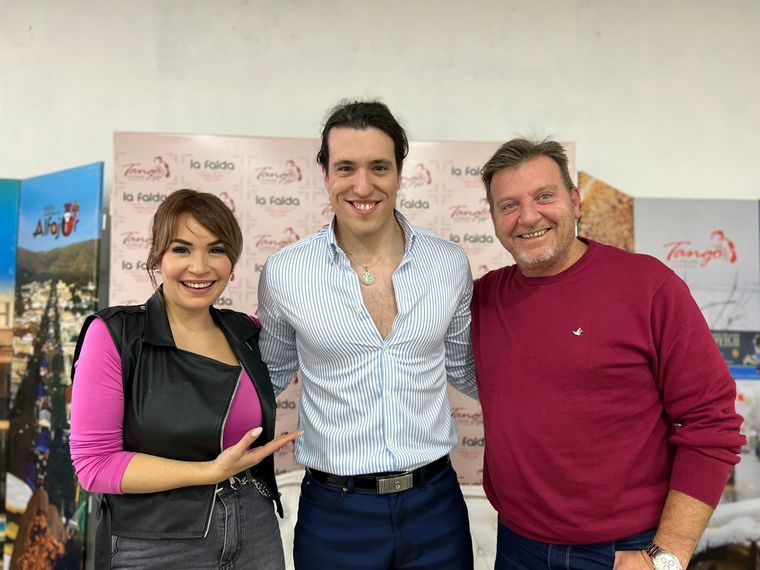 Siempre Juntos transmitió desde La Falda por el Festival de Tango