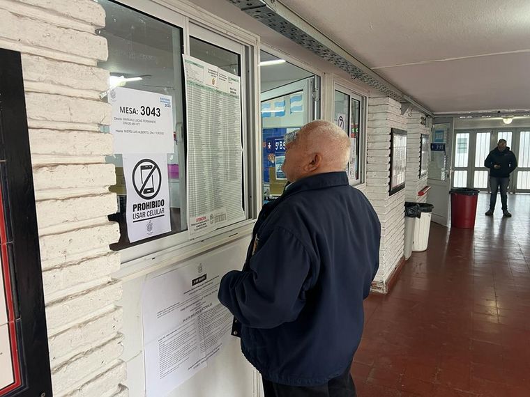 FOTO: Los cordobeses van a las urnas en las elecciones municipales.