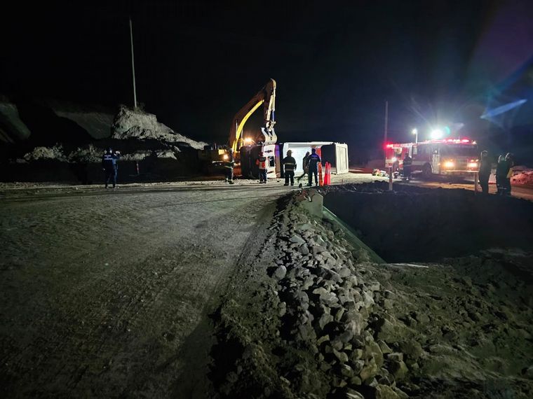 Volcó su camión y falleció en la autovía en construcción Cosquín-Villa María