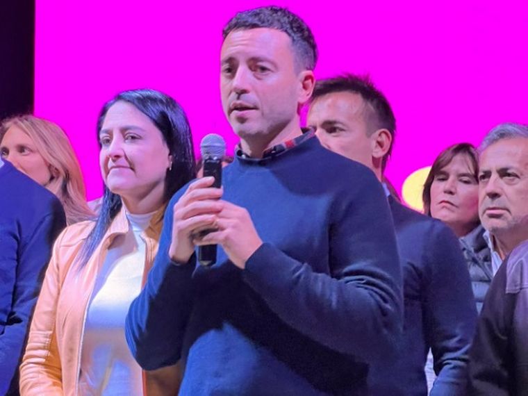 Rodrigo De Loredo reconoció la derrota antes de la difusión de los datos.