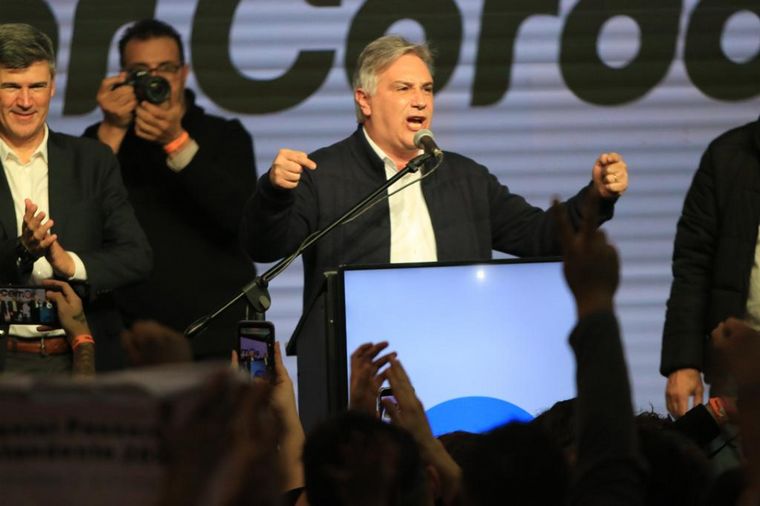 Martín Llaryora celebró el triunfo de Hacemos Unidos por Córdoba en la capital.