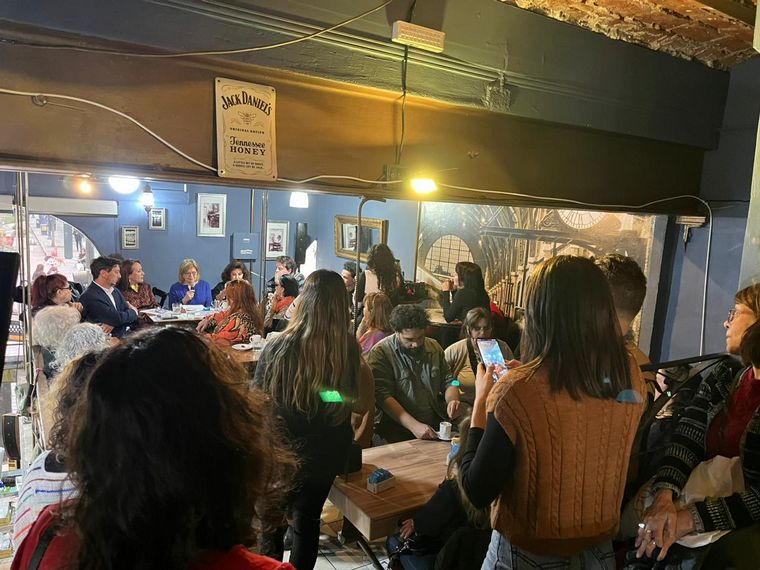 FOTO: Córdoba homenajea a Daniel Salzano con una interesante propuesta en bares