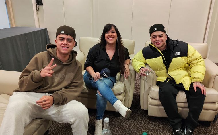 La T y La M: el dúo que cautivó a la Selección en Viva la Radio Rosario.