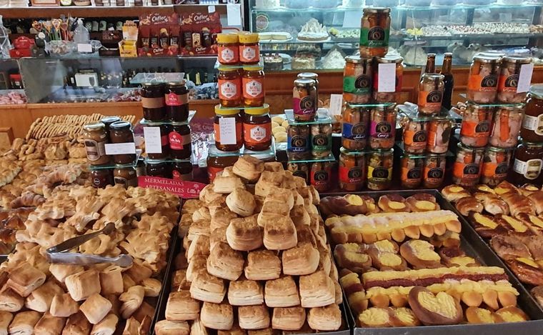 Confitería Europea cumple 110 años. (Foto: Cadena 3)