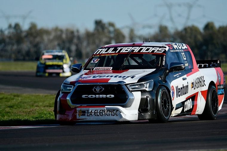 Rodrigo Lugón (Hilux) busca entrar entre los 12 de la Copa de Oro.