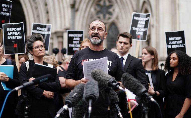 Andrew Malkinson, 17 años en prisión por una violación que no cometió.